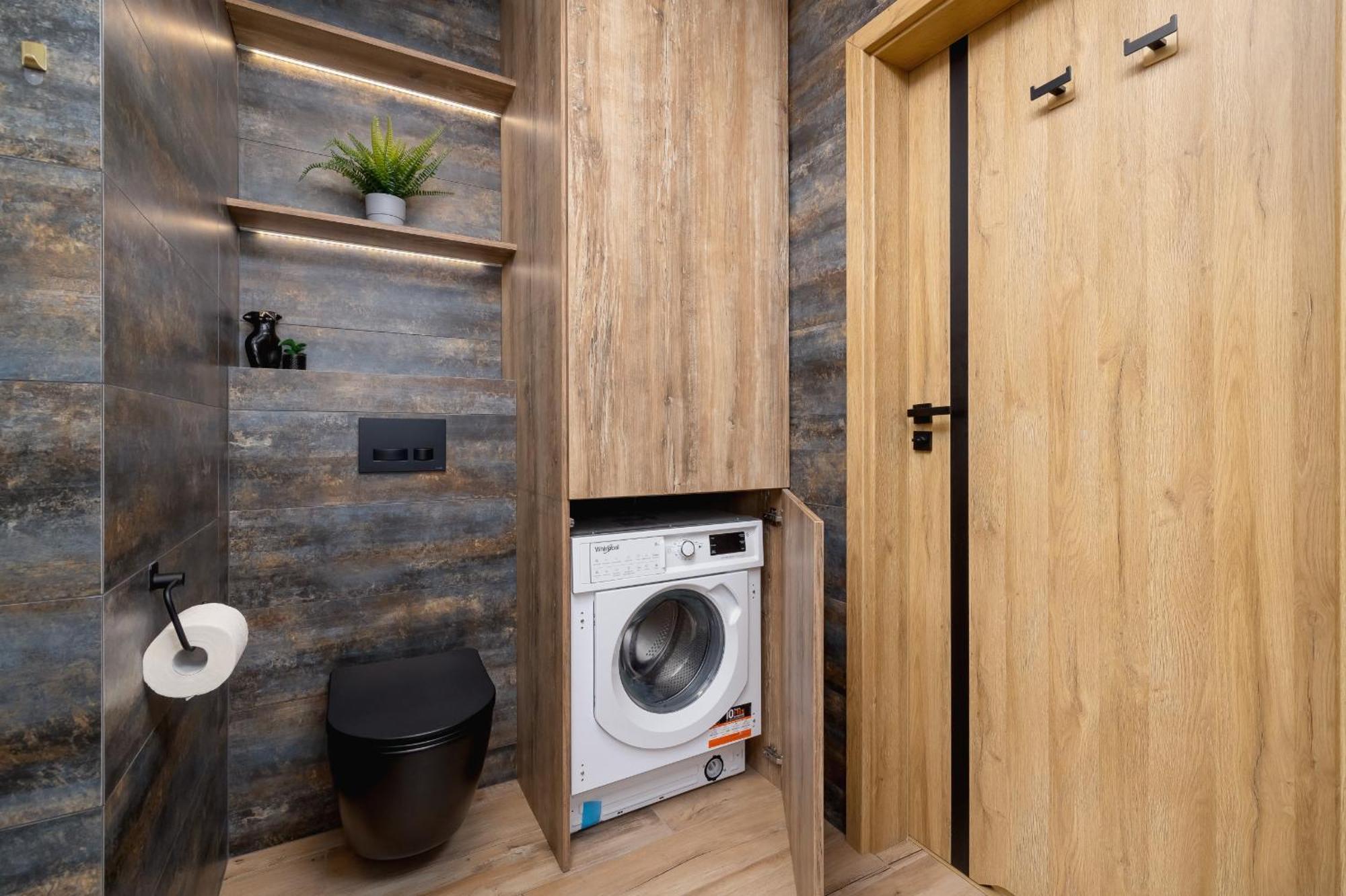 Exclusive Apartment In Katowice With Balcony, Parking, Gym And Sauna By Noclegi Renters Buitenkant foto