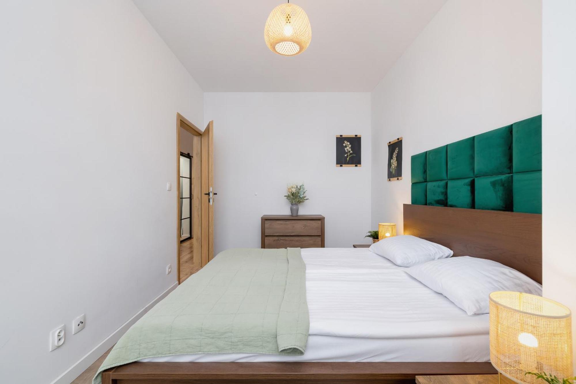 Exclusive Apartment In Katowice With Balcony, Parking, Gym And Sauna By Noclegi Renters Buitenkant foto